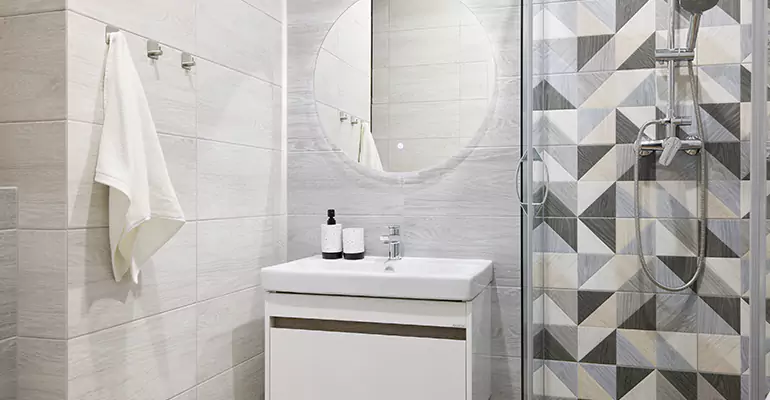 Modern Small Bathroom Walk-In Shower Remodel in Richmond